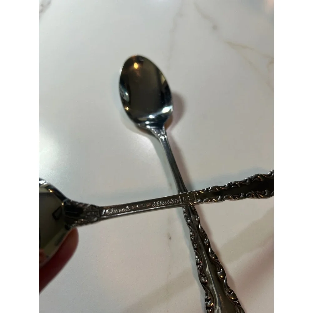National Silver Co Illusion Stainless  Set of Dinnerspoon 2 Floral Scroll Glossy